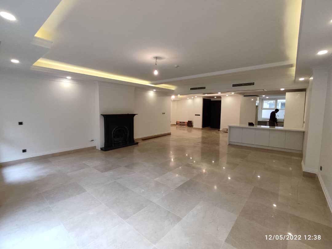 اجاره آپارتمان 290 متر فرمانیه شرقی