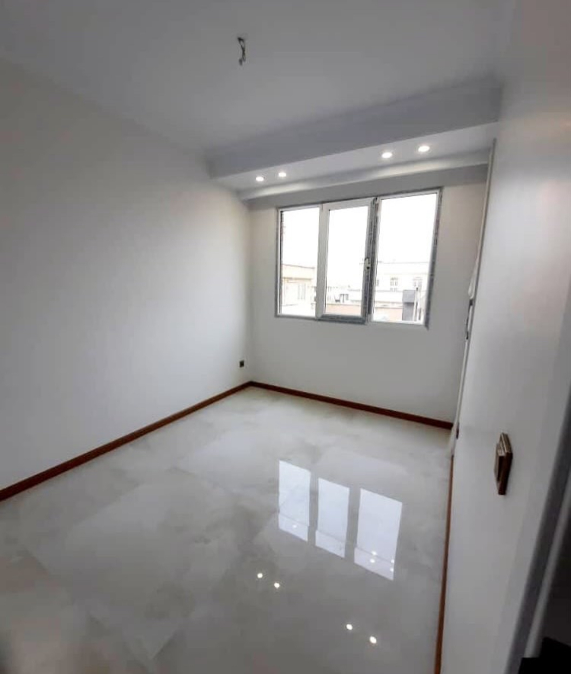 80 متری 2 خواب خوش نقشه فول امکانات