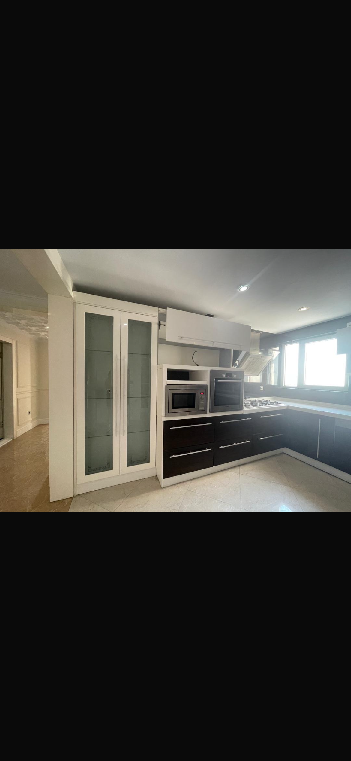 اجاره آپارتمان  230 متر فرمانیه  3 خواب