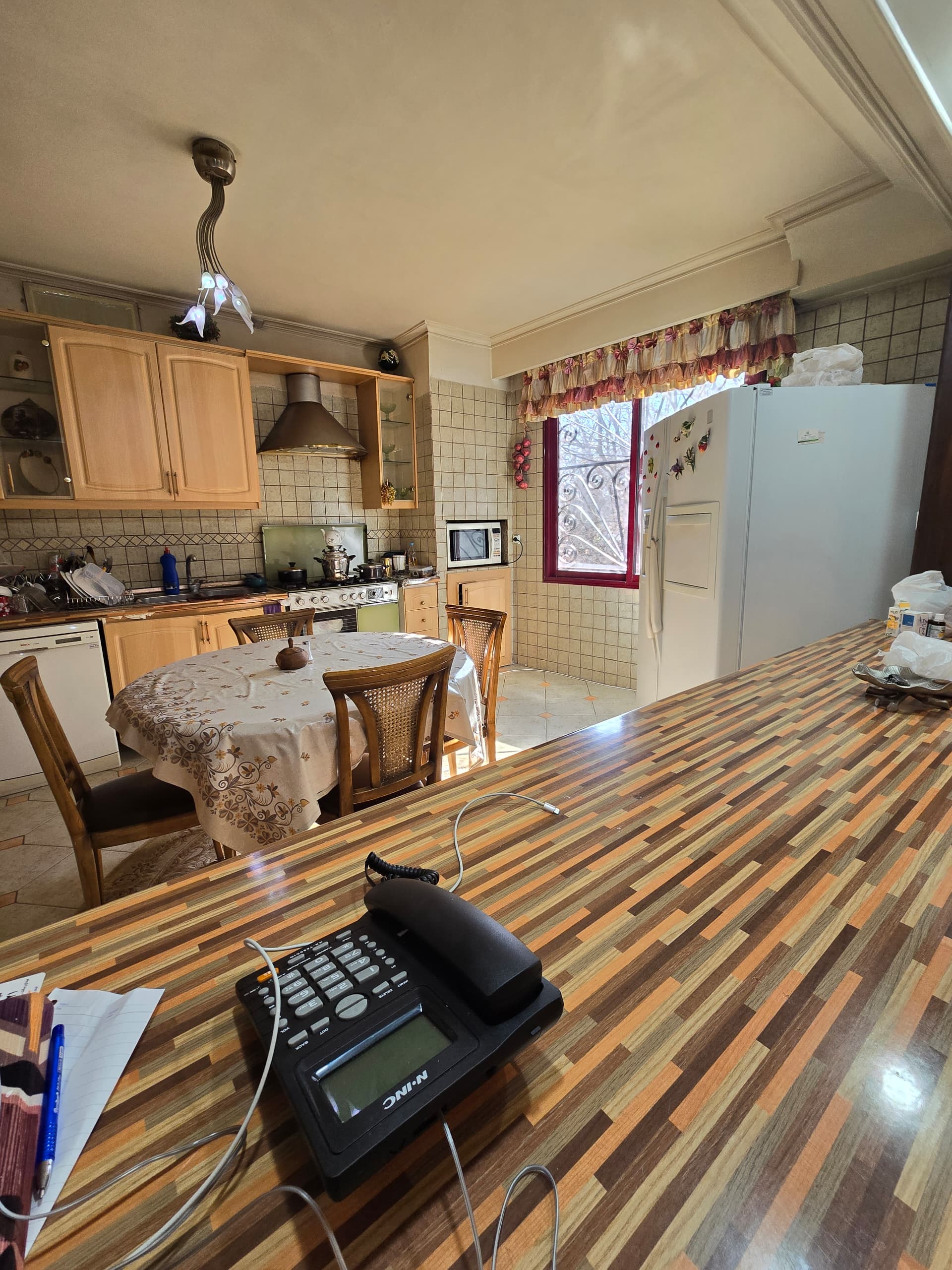 فروش آپارتمان در نیاوران 200متر تاپ لوکیشن گلسنگ
