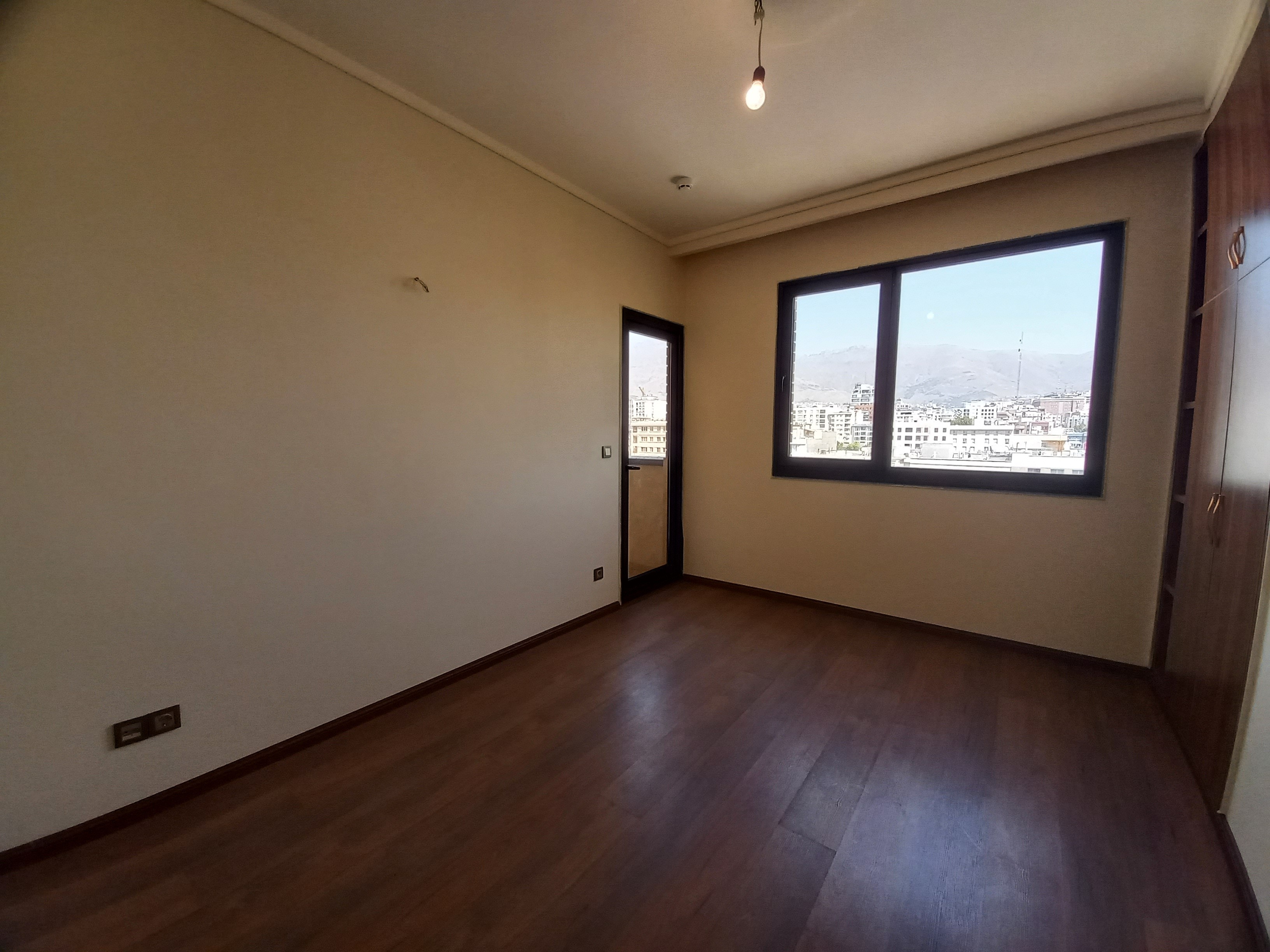 فروش/۱۰۶متر/هروی