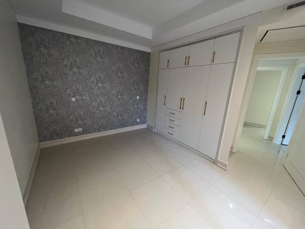 فروش آپارتمان 190 متر 3 خواب