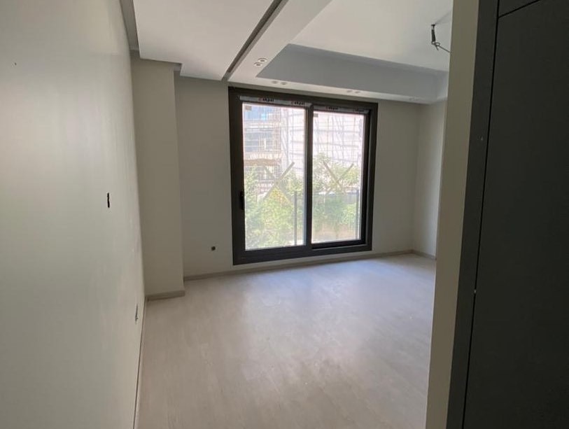 ۱۰۵ متر ، شهرک لاله ، سند شخصی