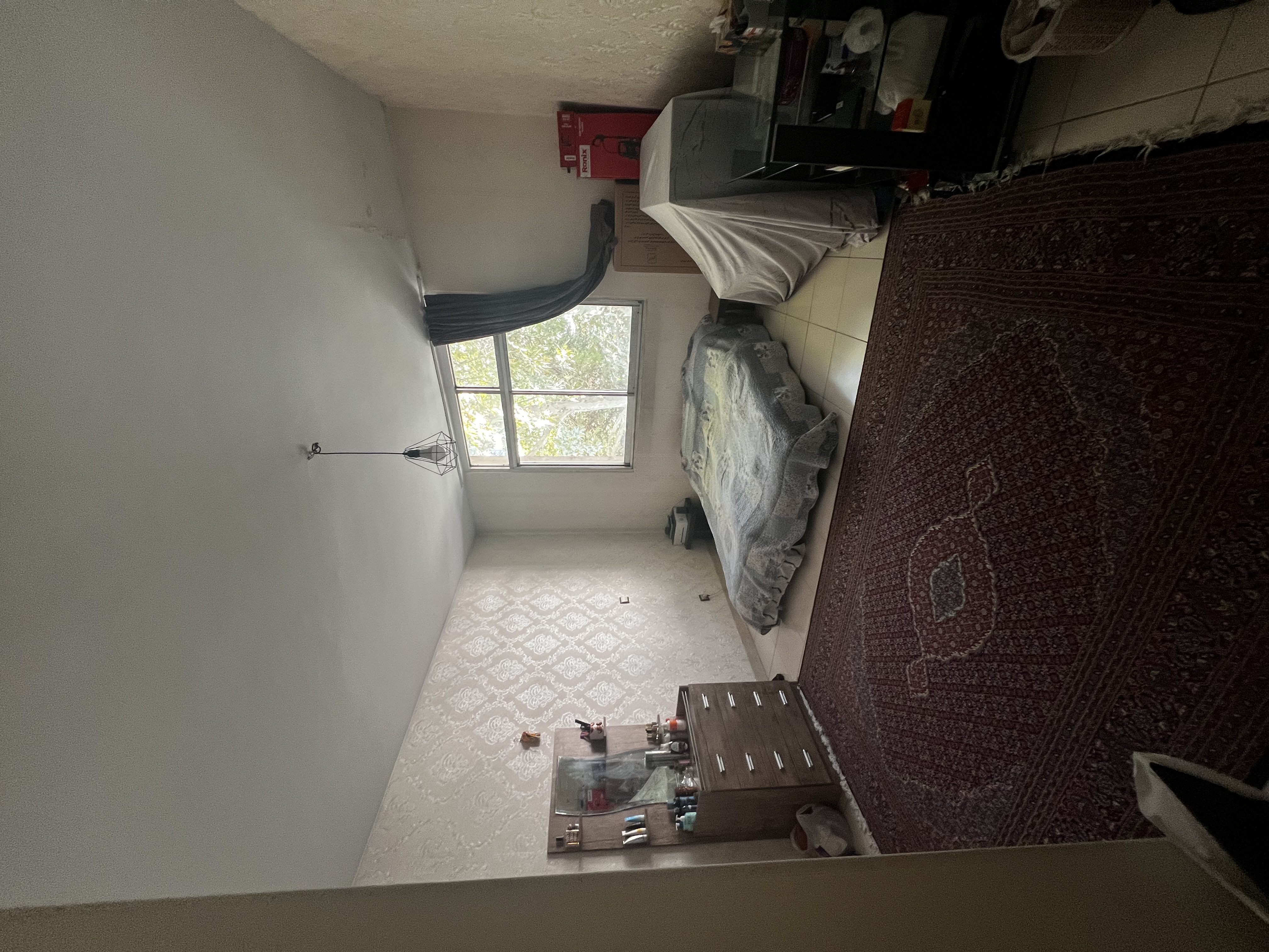 فروش 125 متر آپارتمان قیطریه غرق نور مستقیم از حیاط