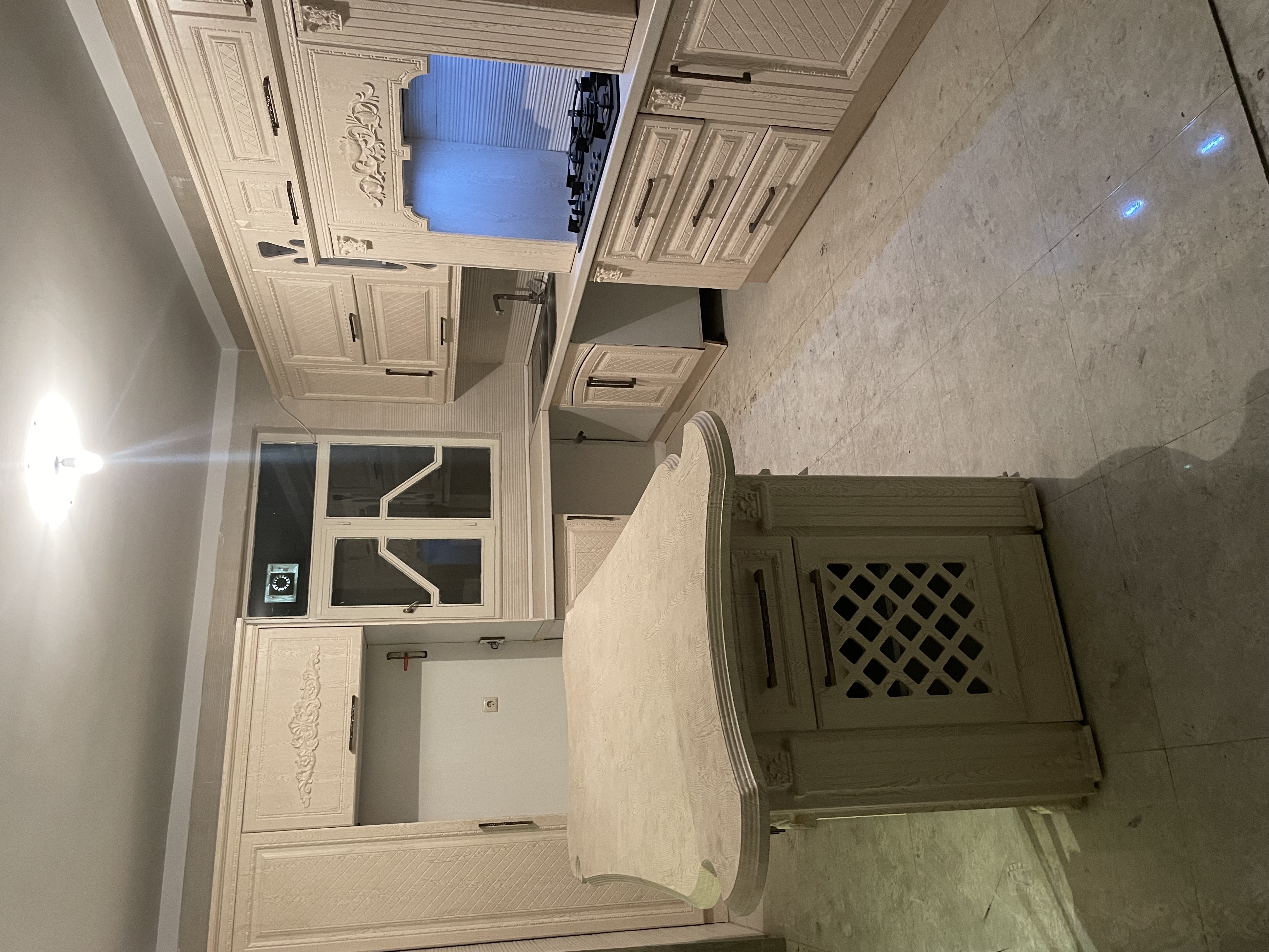 فروش آپارتمان 135 متر نیاوران گل سنگ