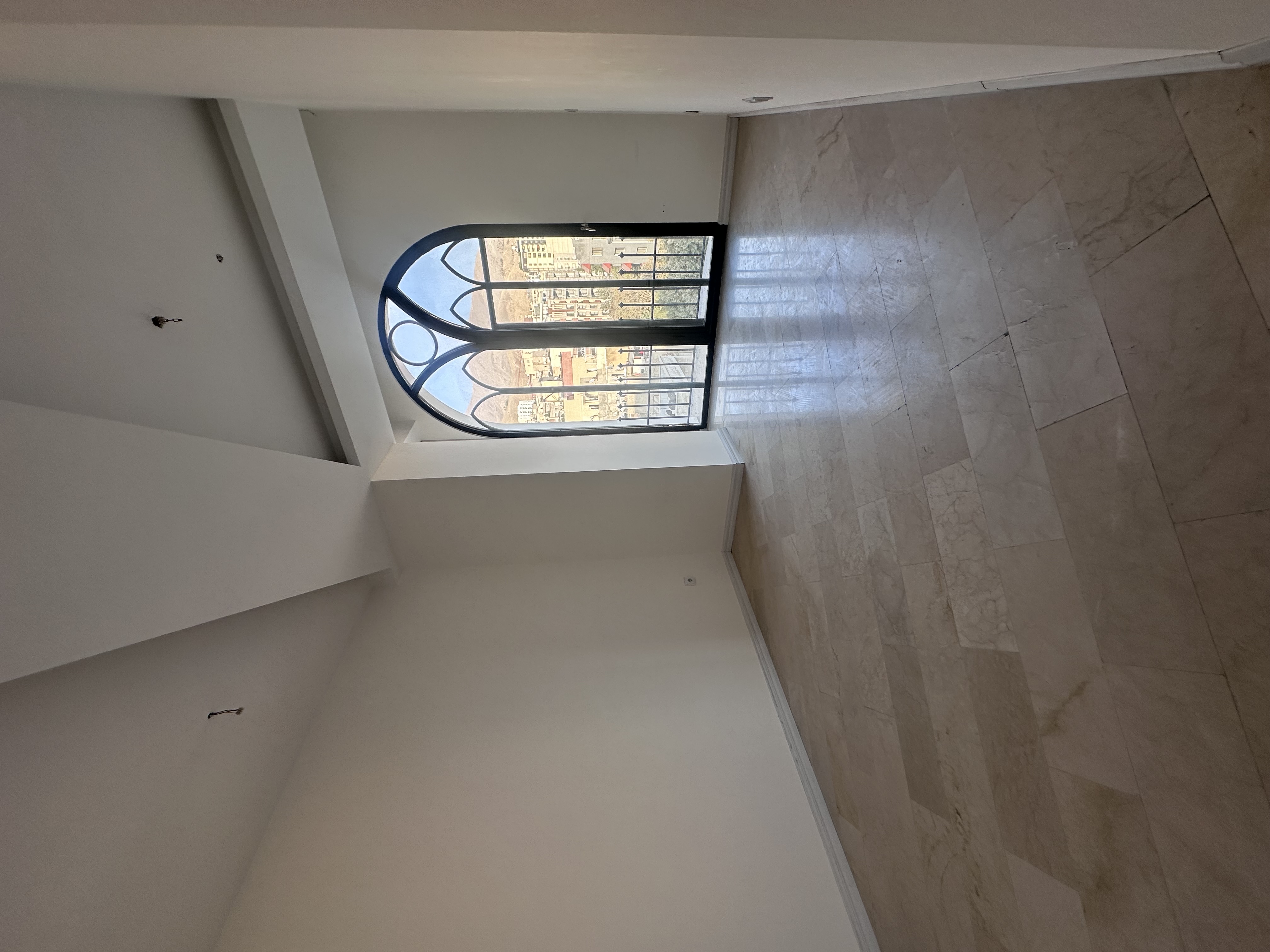 رهن و اجاره آپارتمان /120متر /2 خواب/ شمال کاخ/مدرن