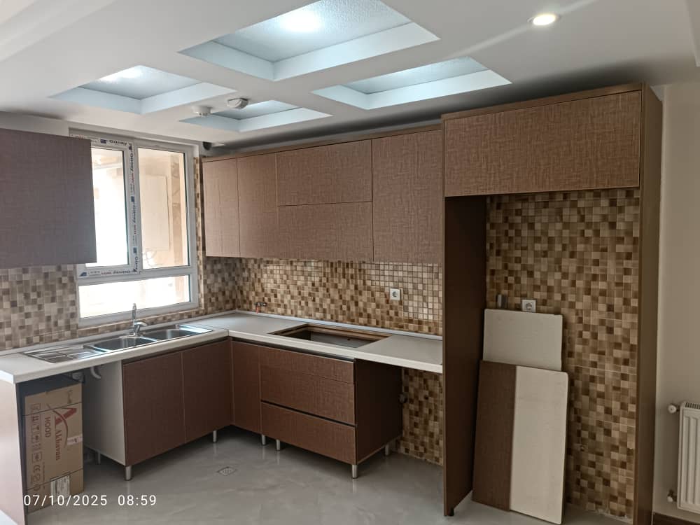 فروش آپارتمان 85متر نارمک فول امکانات کلید نخورده