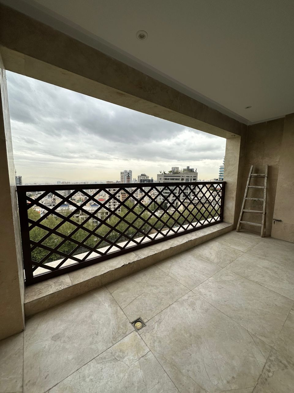 فروش آپارتمان 216 متر 3 خواب
