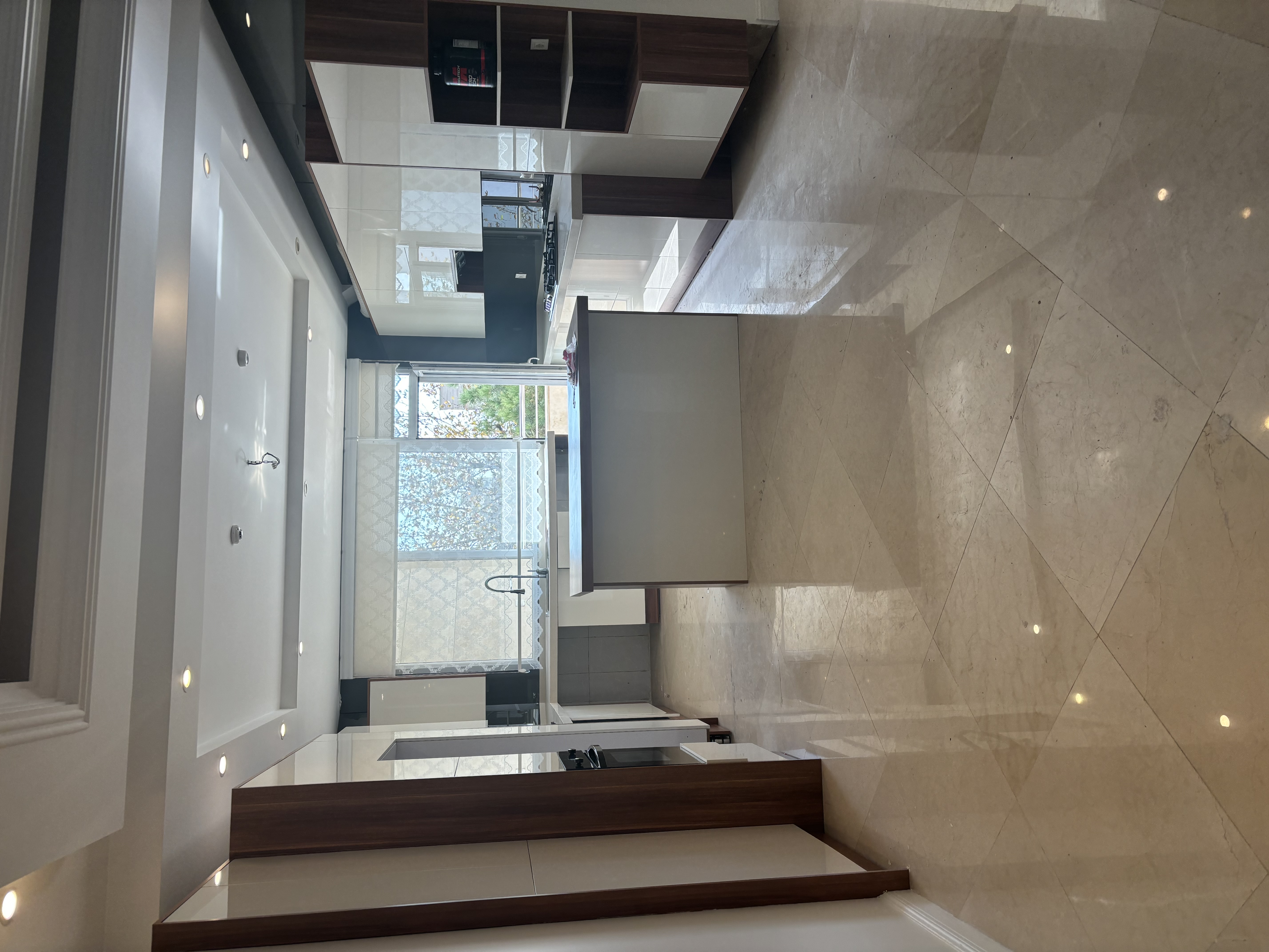 اجاره آپارتمان 145 متر تاپ لوکیشن کیکاووس