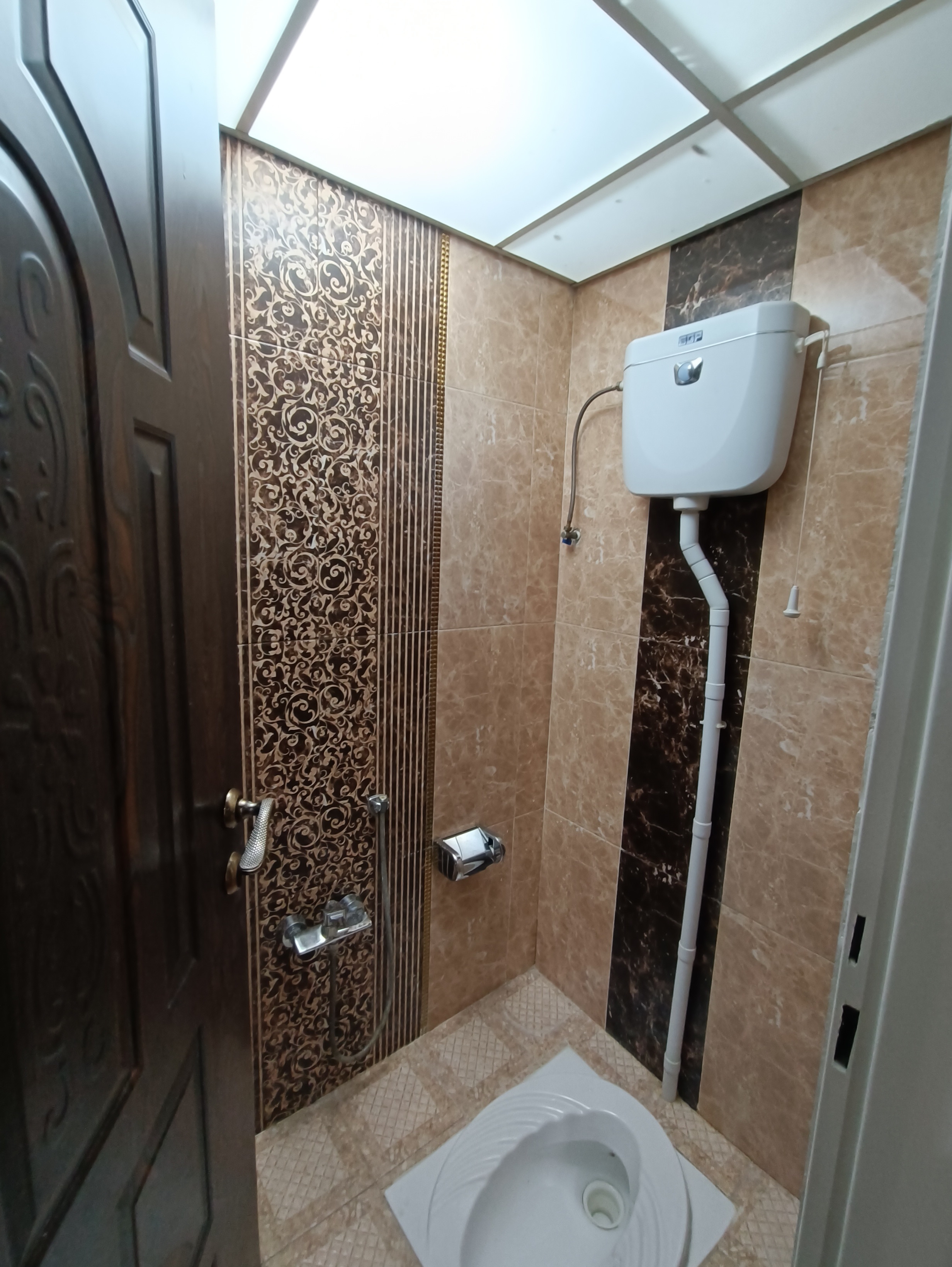 فروش آپارتمان 95 متر گلزار اقدسیه مشاعات آبی