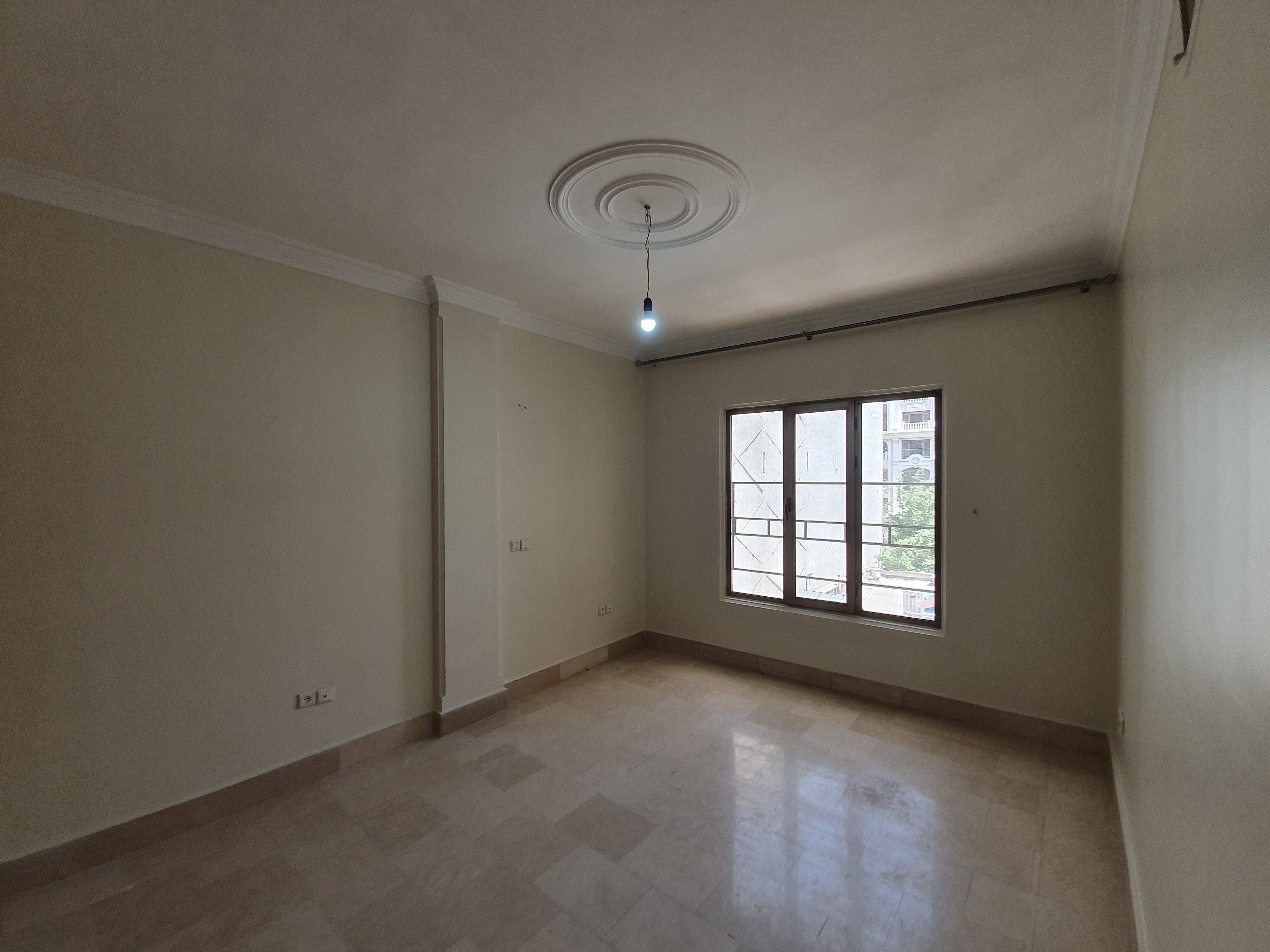 اجاره آپارتمان 127 متر آجودانیه