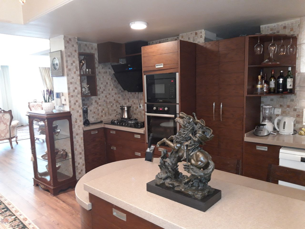 فروش آپارتمان ۱۵۰متری جهانتاب