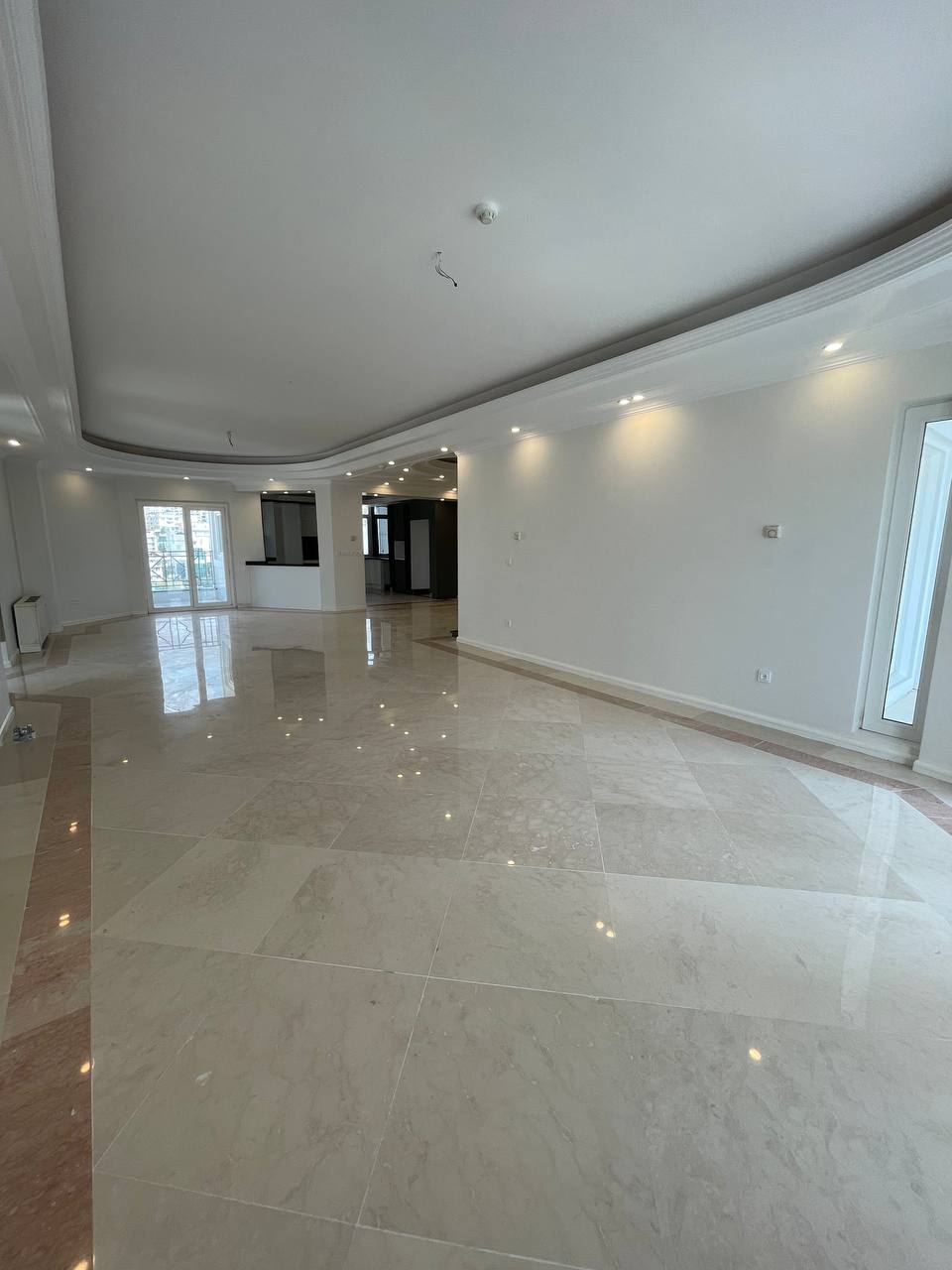 برج 245 متر سنبل