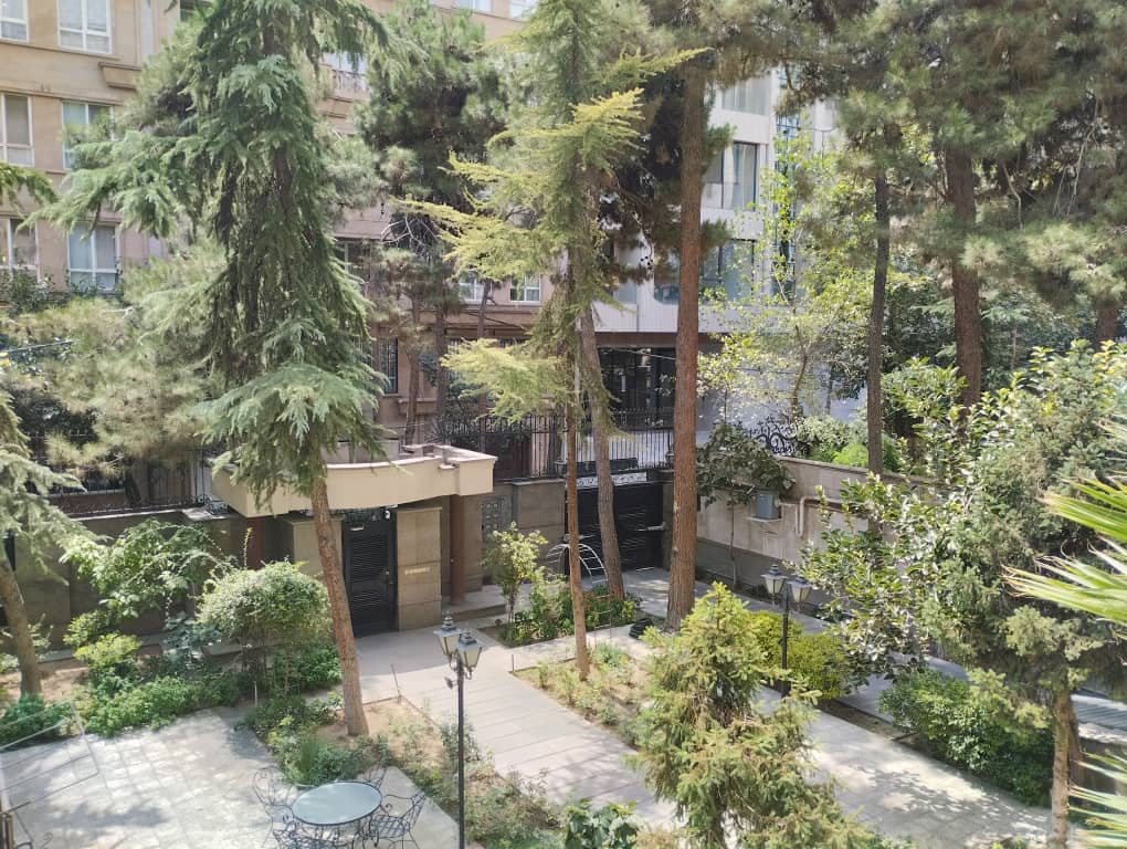 فروش آپارتمان 200 متر نیاوران