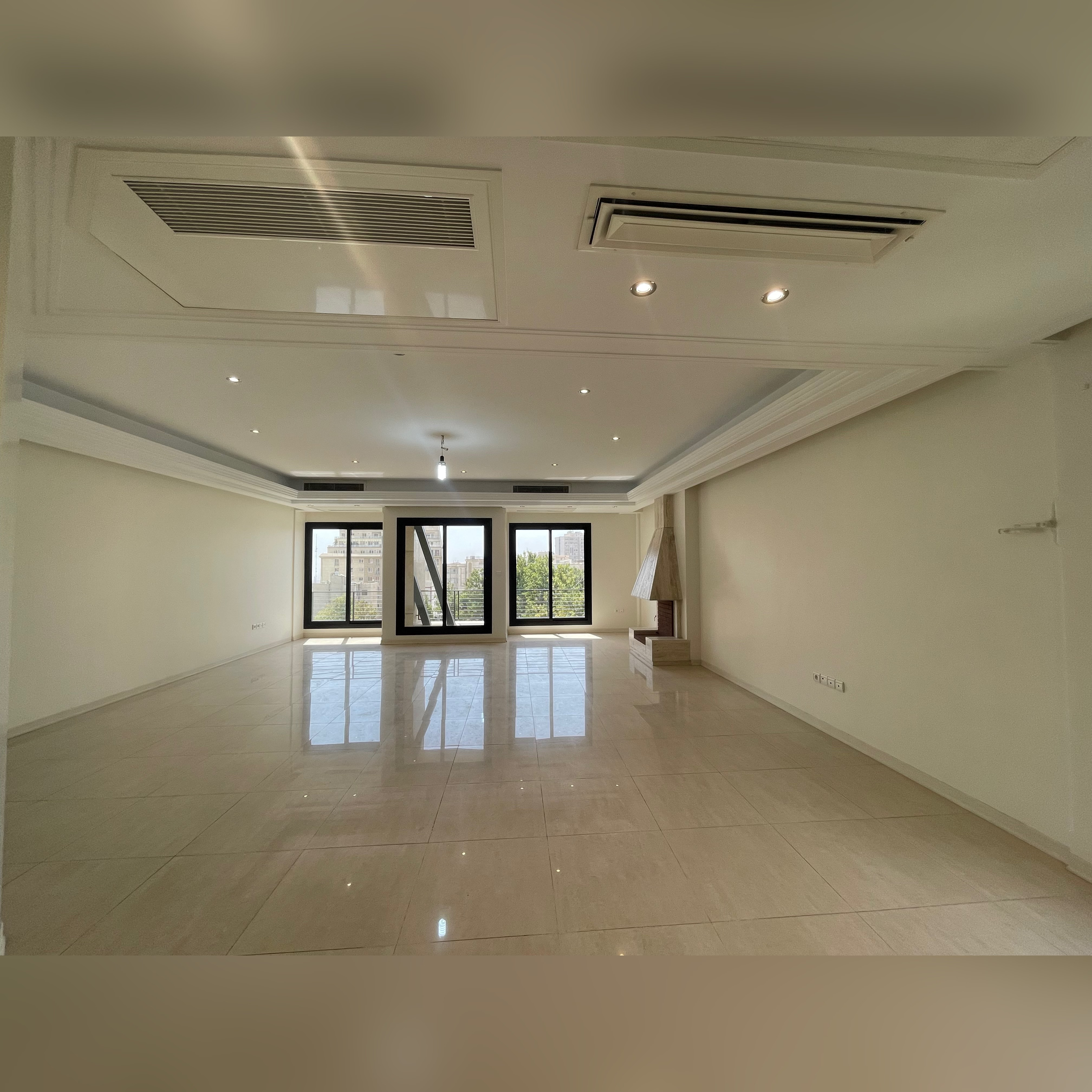 اجاره آپارتمان فرمانیه ۱۷۵ متر ویو و نور