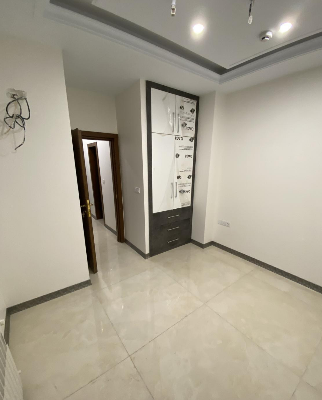 فروش آپارتمان ۱۰۵ متر دارآباد فول مشاعات