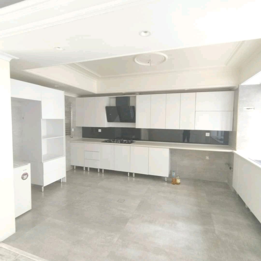 230متر 4خواب نیاوران مشاعات فعال غرق در نور