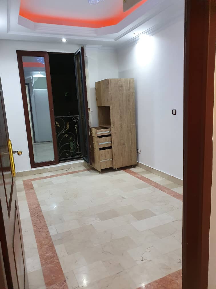 اجاره آپارتمان 90 متر نارمک فول امکانات