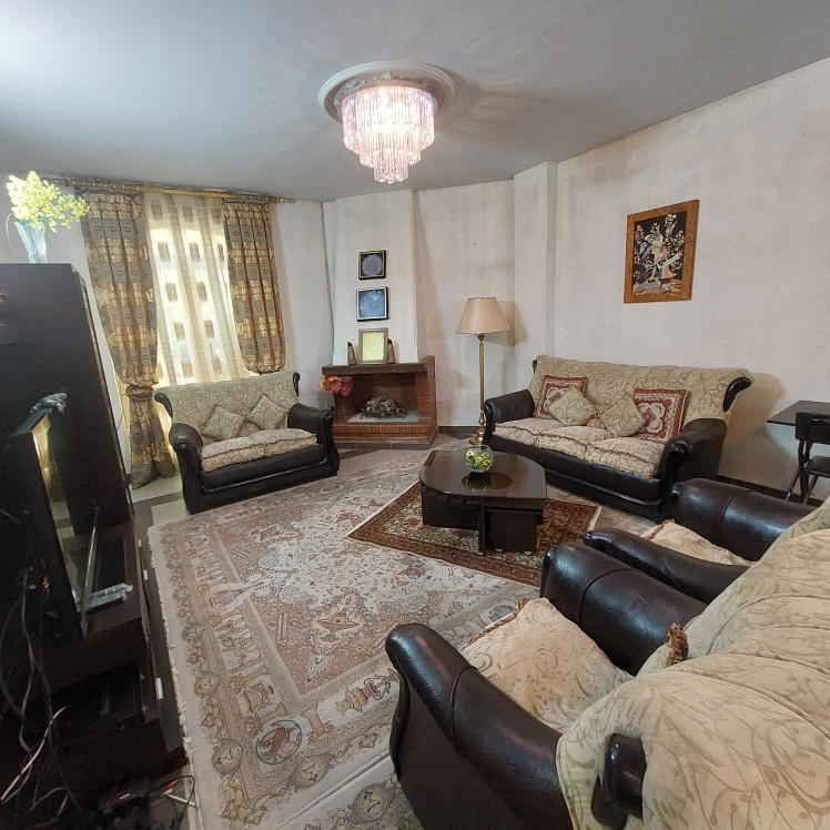 فروش آپ۱۰۰متر/ اختیاریه/تک واحدی/قدرالسهم دار