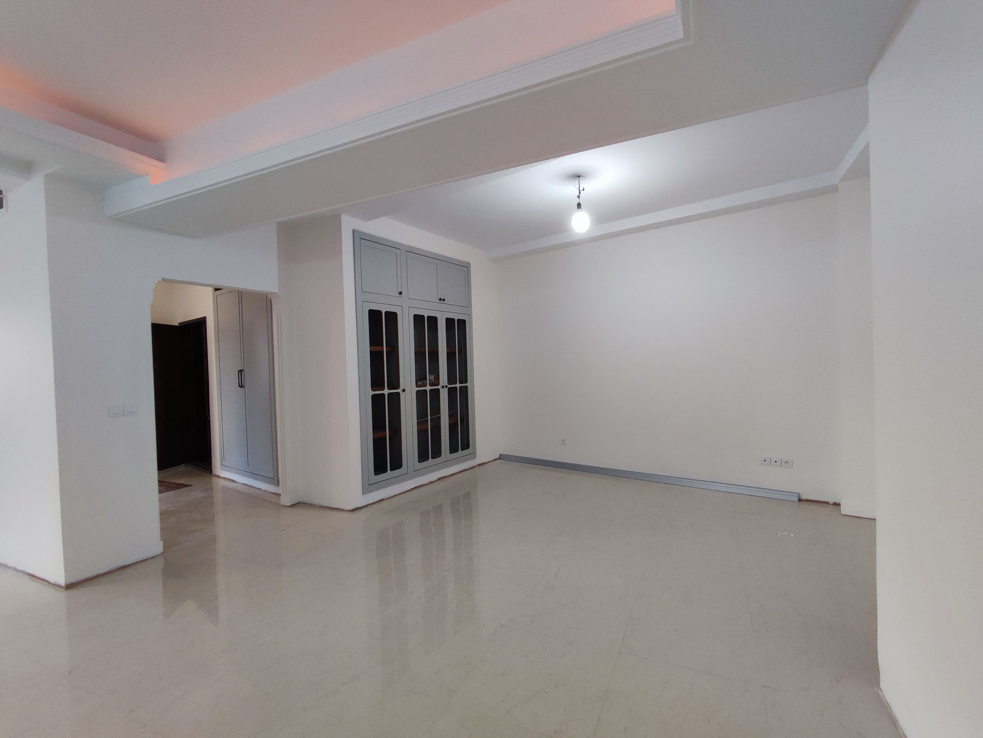 فروش آپارتمان 225 متر نیاوران تکواحد ۴پارکینگ