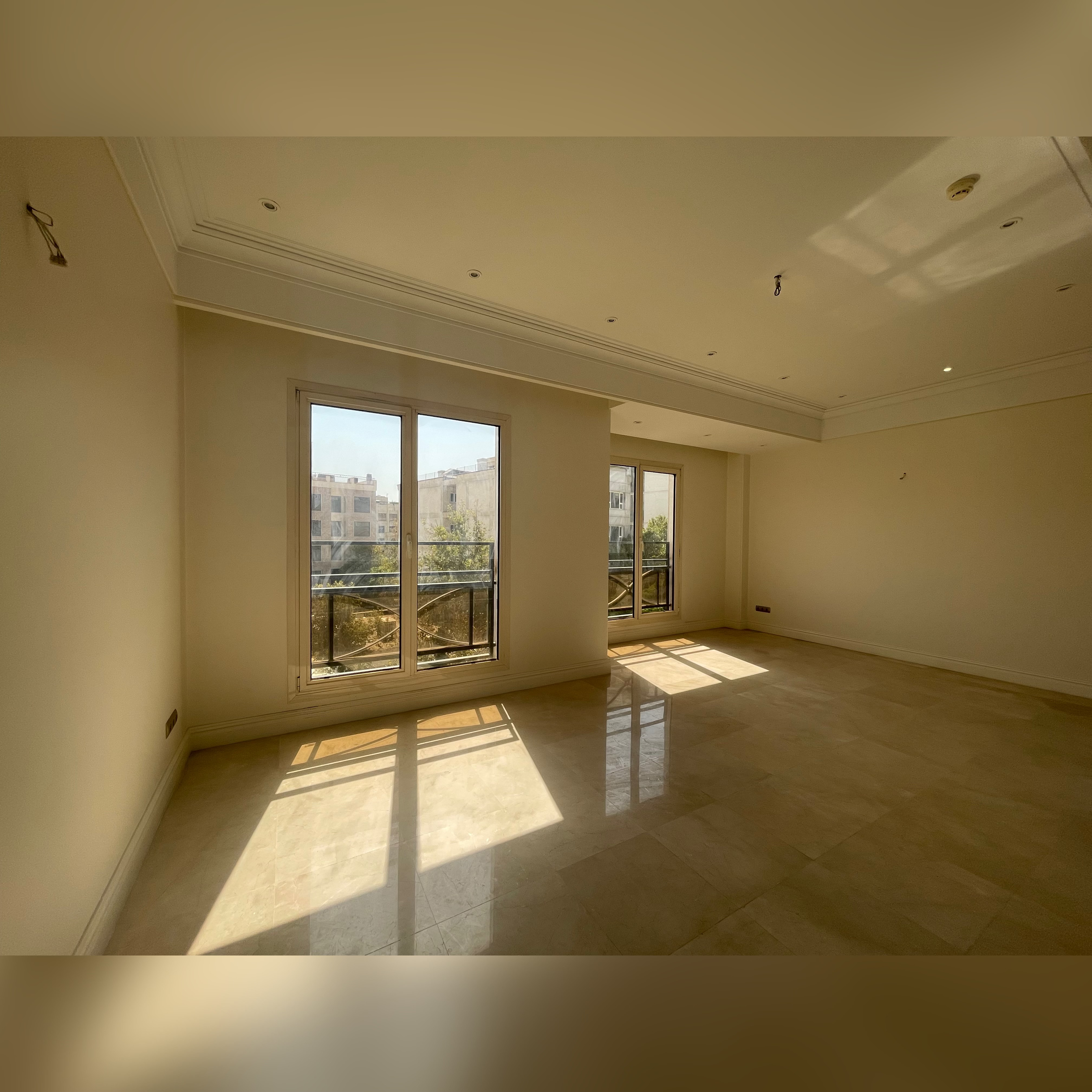 اجاره آپارتمان ۱۱۵ متر فرمانیه نور و دسترسی عالی