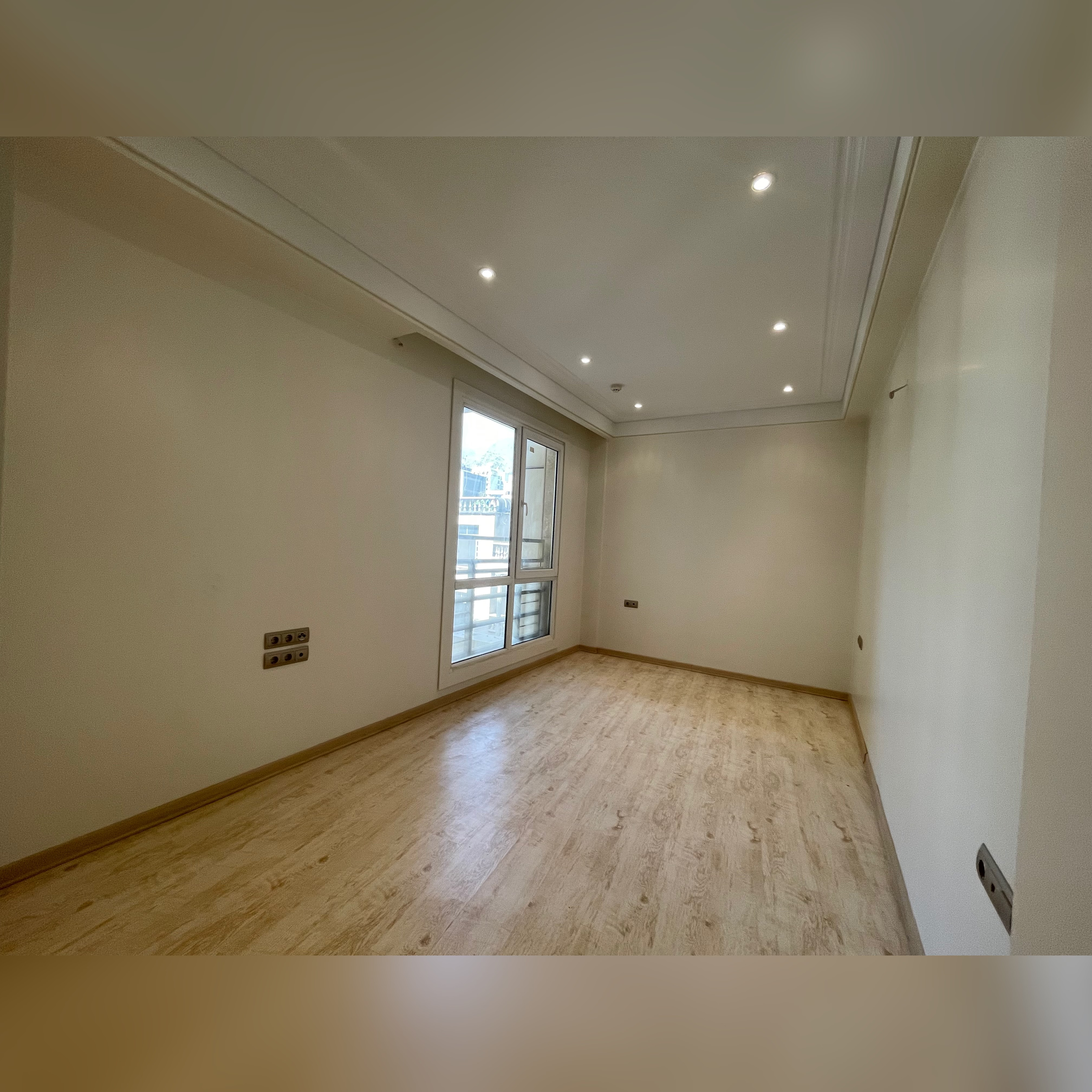 اجاره آپارتمان ۱۱۵ متر فرمانیه نور و دسترسی عالی