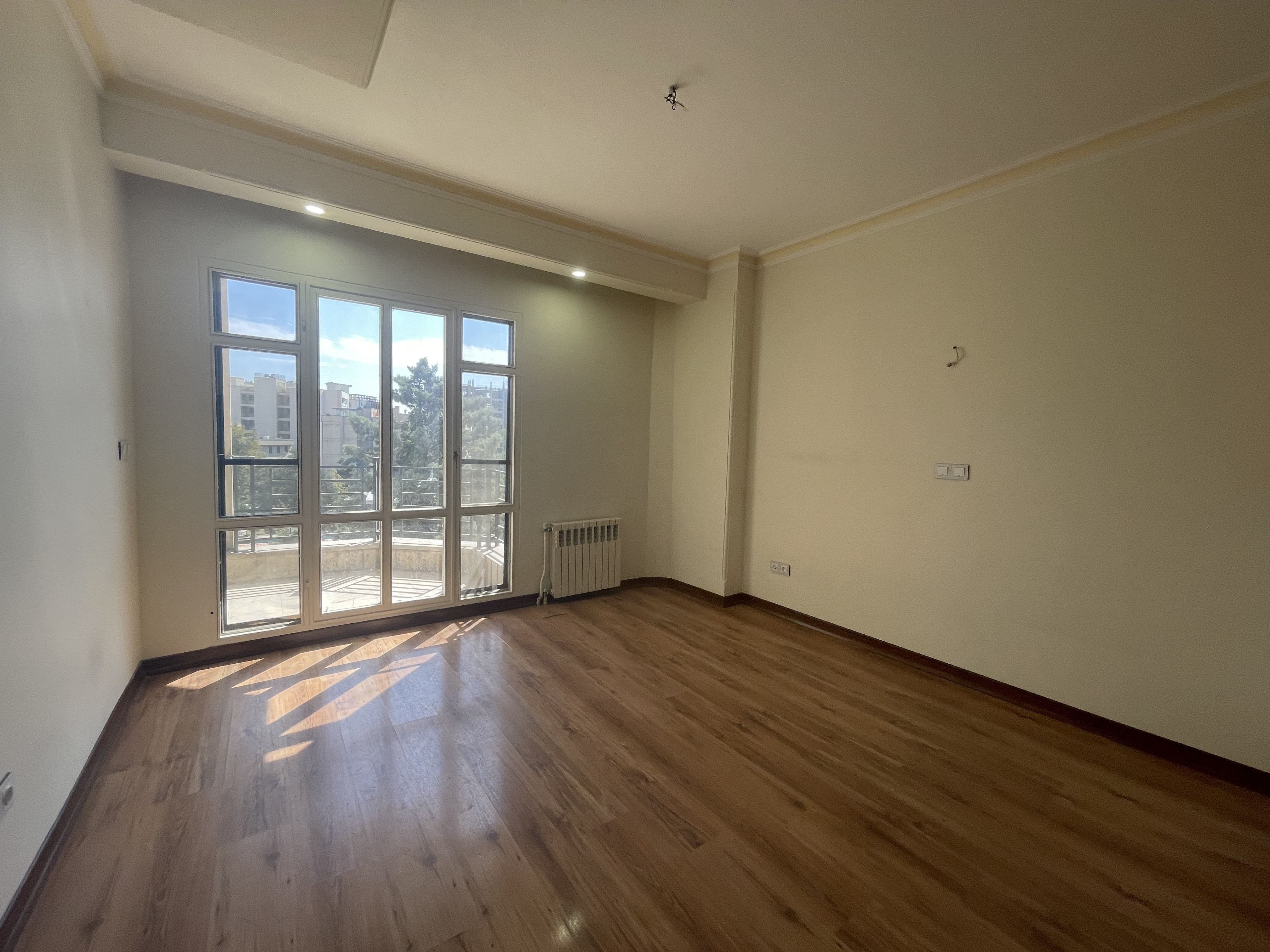 اجاره آپارتمان  ۱۳۵ متر نیاوران مشاعات آبی