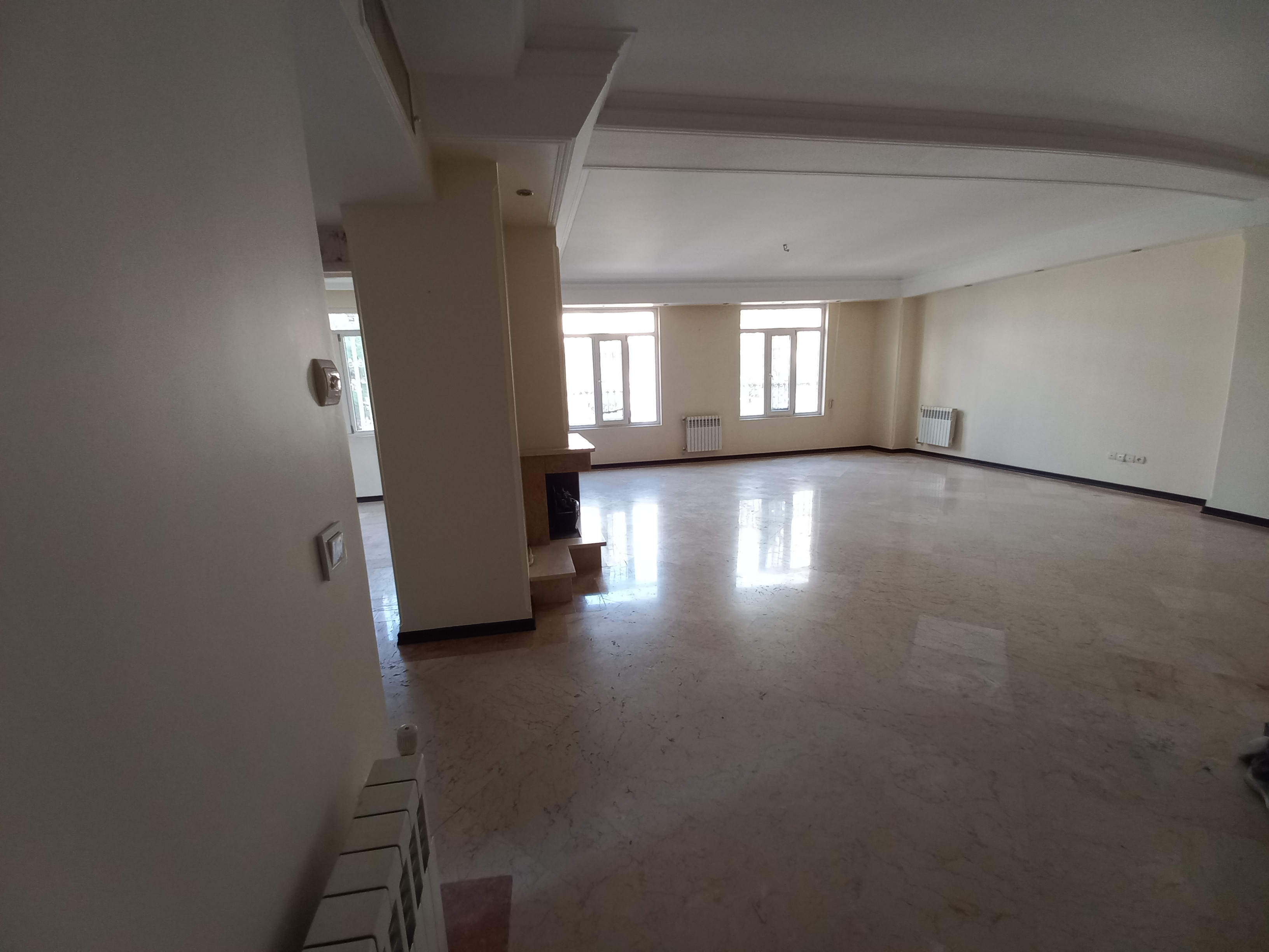 فروش آپارتمان ۱۲۷ متر اختیاریه فول امکانات