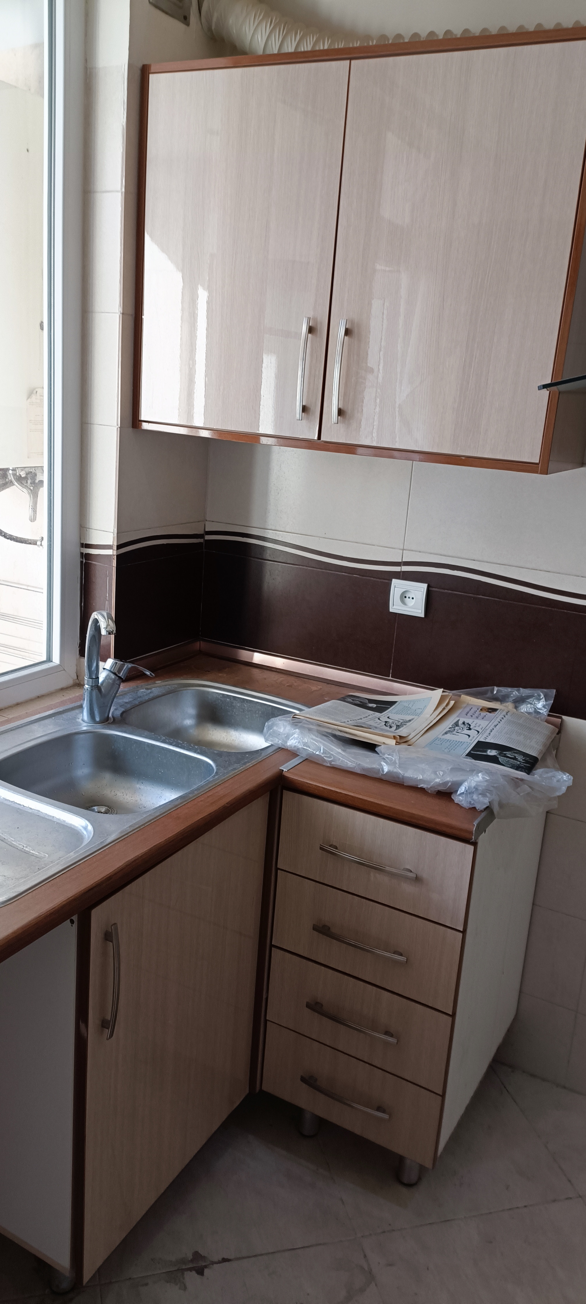 اجاره آپارتمان ۶۷ متر دولت در حد کلید نخورده