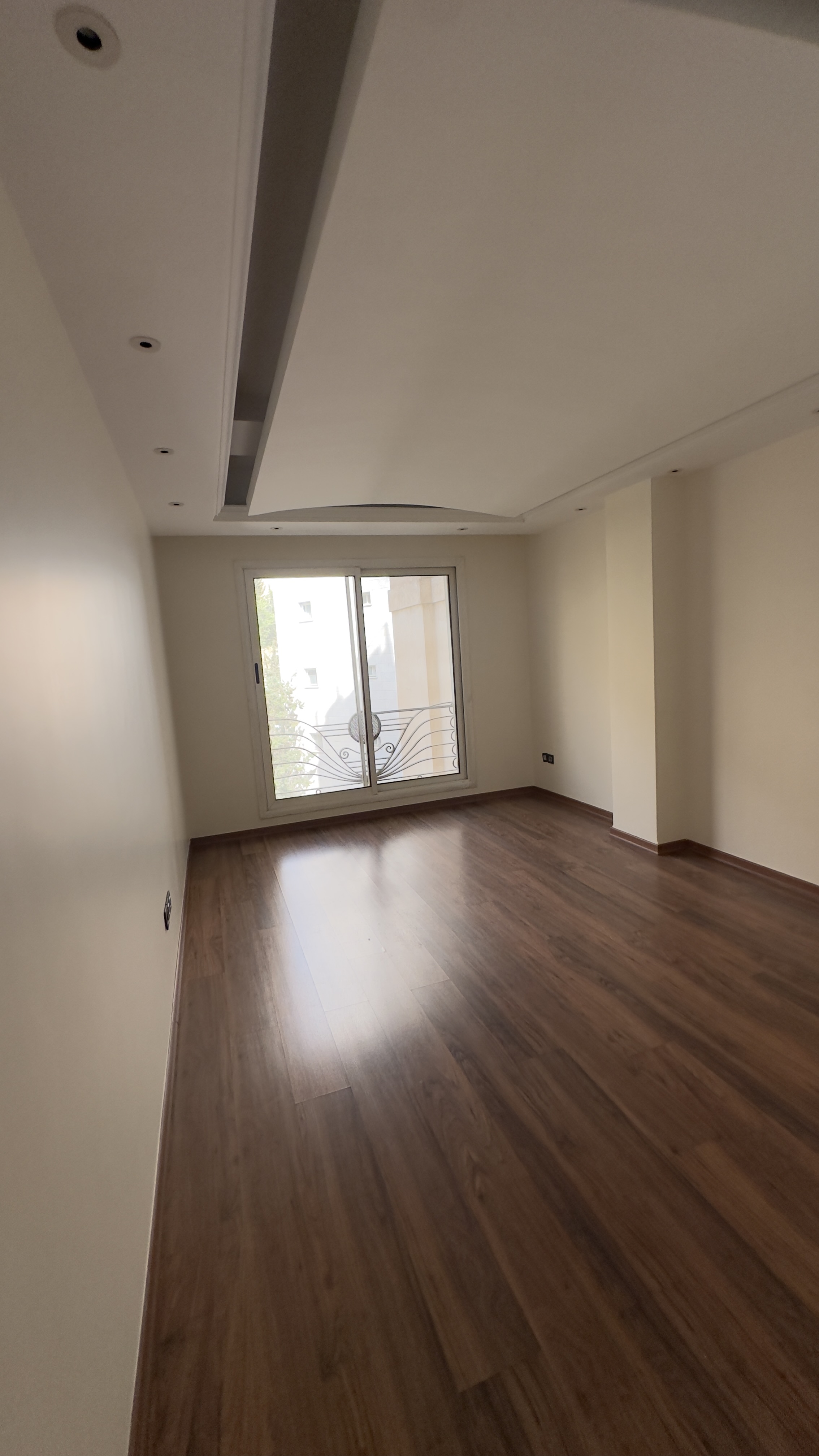 300 متر 4 خواب