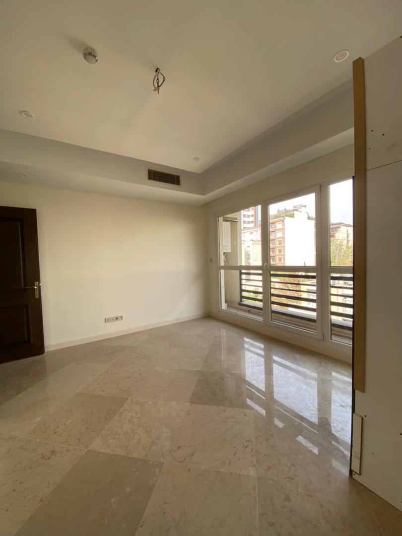 فروش آپارتمان 120 متر پاسداران فول‌ امکانات