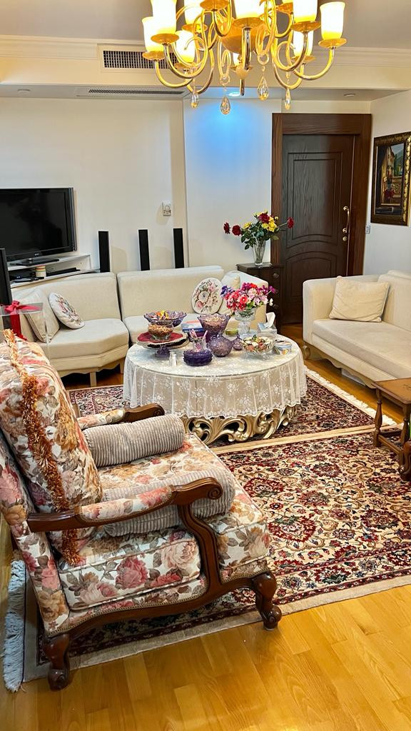 قیطریه 180متر 3خواب تکواخدی