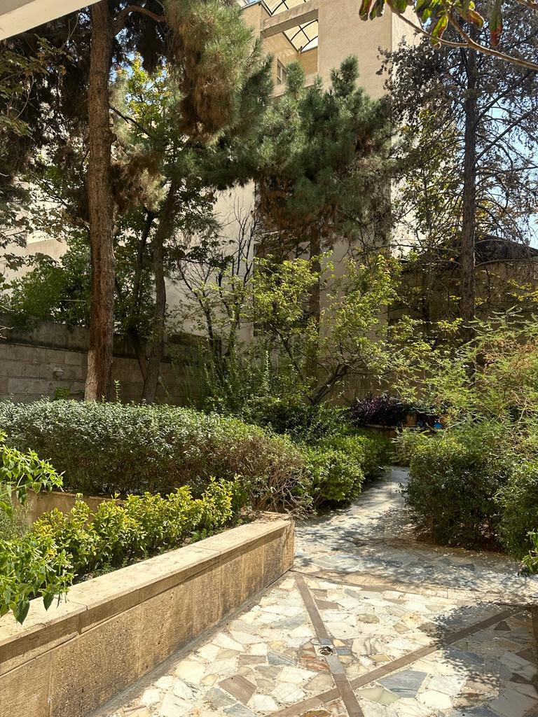 فروش اپارتمان 129 متر در نیاوران خوش نقشه