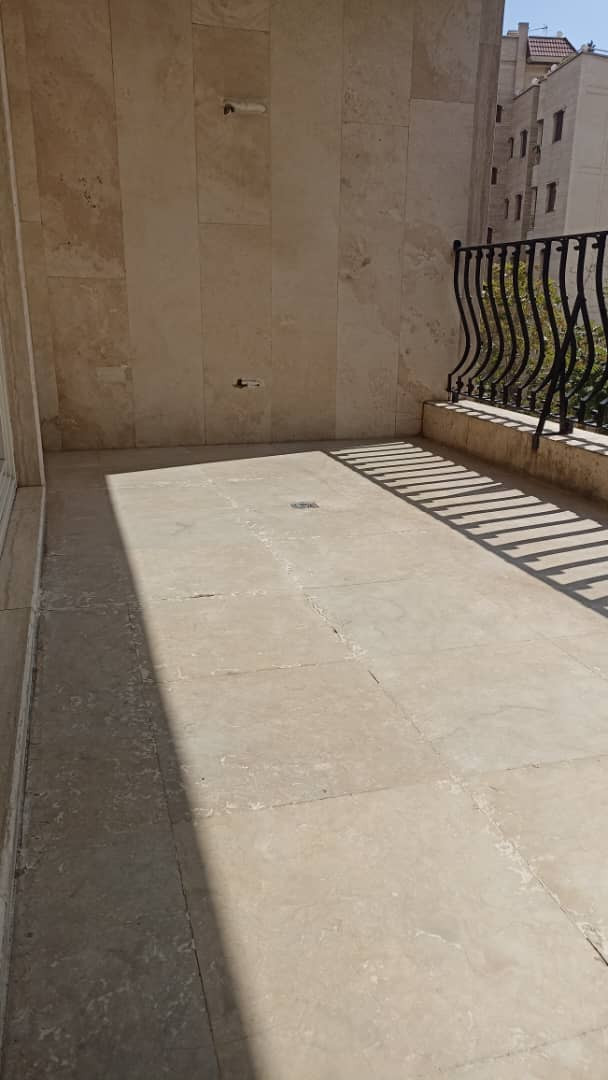 فروش آپارتمان 215 متر تجریش لوکیشن دنج