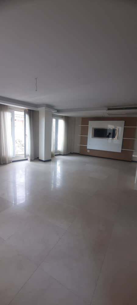 اجاره آپارتمان 230 متر نیاوران تاپ لوکیشن