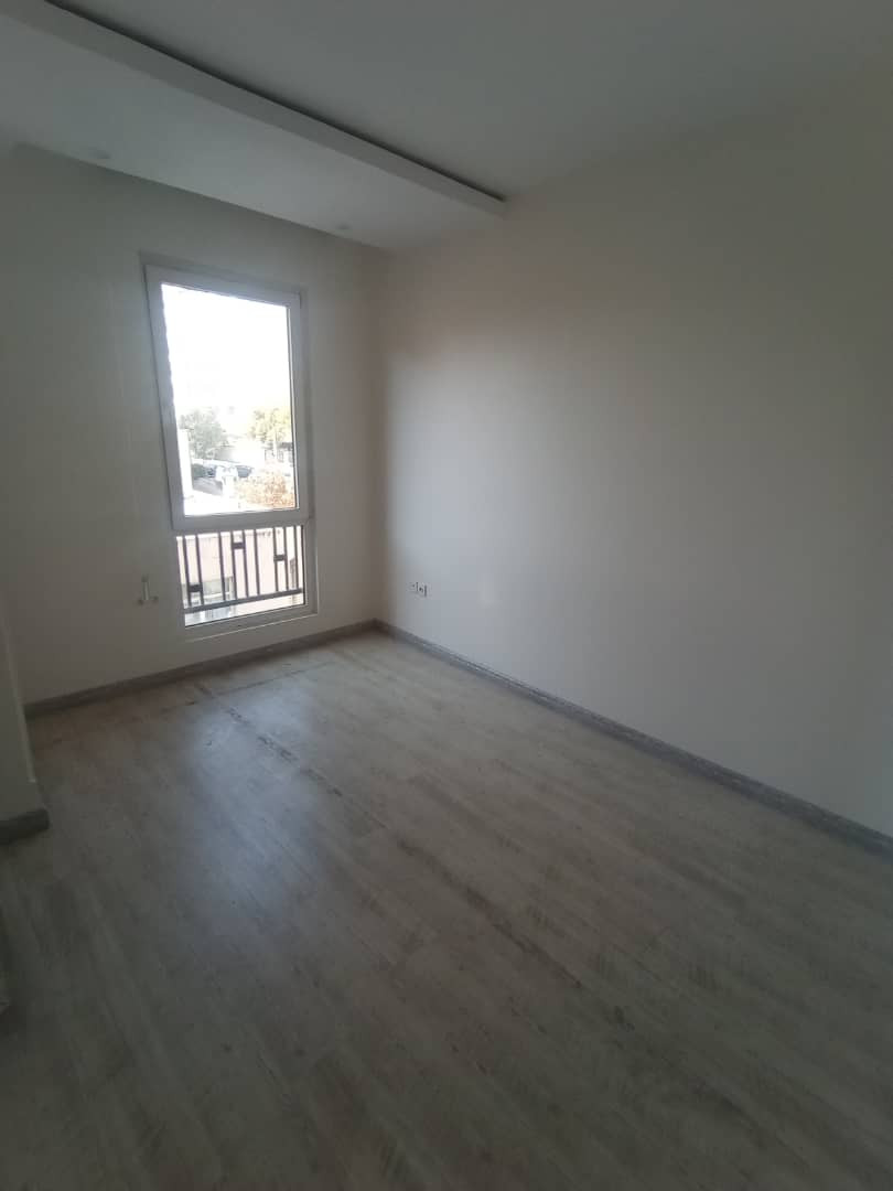 آپارتمان ۱۳۰متر۳خواب دولت