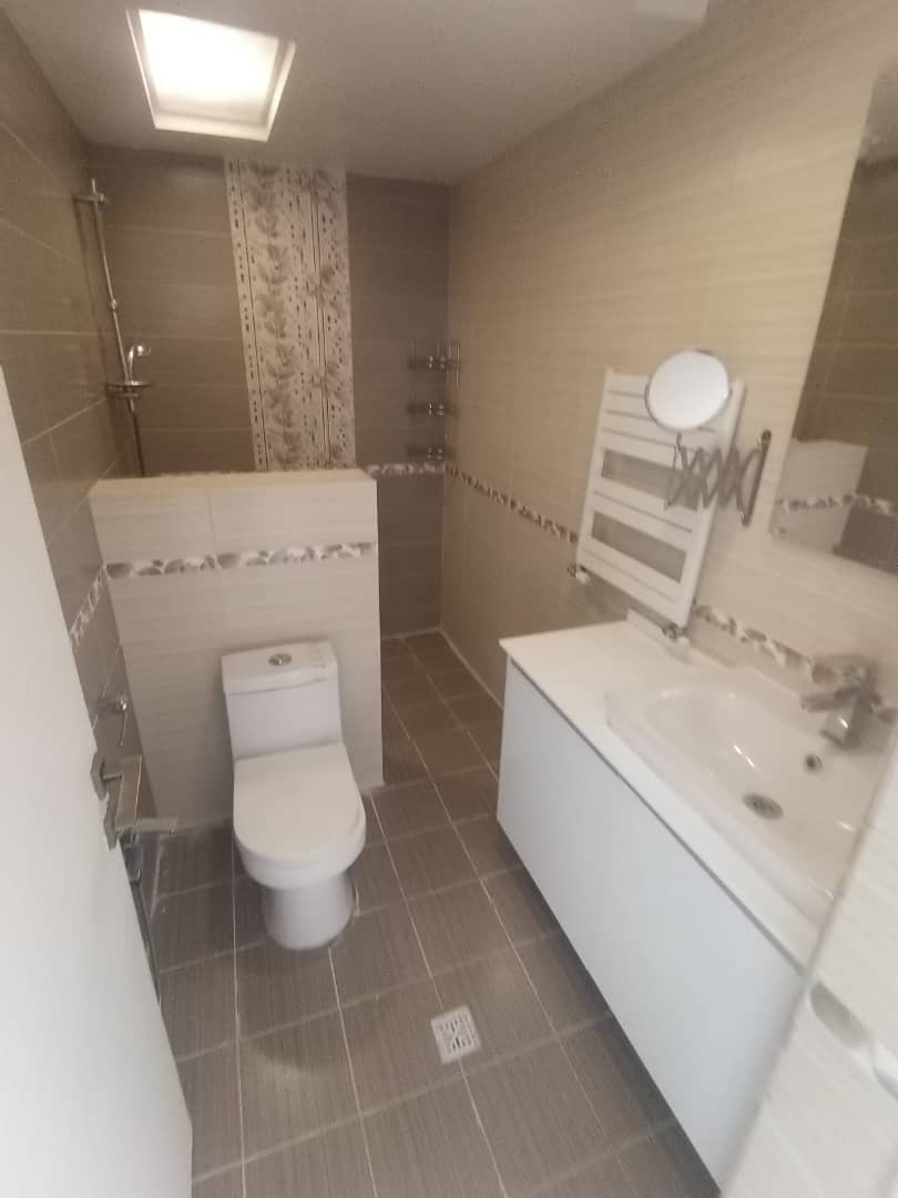 آپارتمان ۱۳۰متر۳خواب دولت