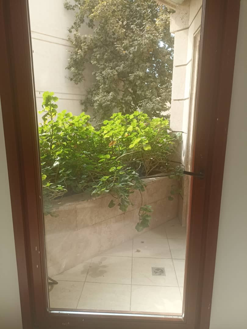فروش آپارتمان 108 متر آجودانیه فول بازسازی