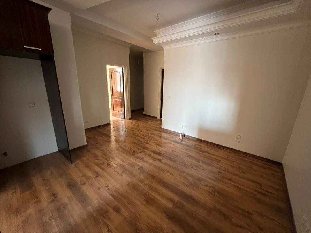 اجاره آپارتمان 200 متر تجریش حیاط مشجر