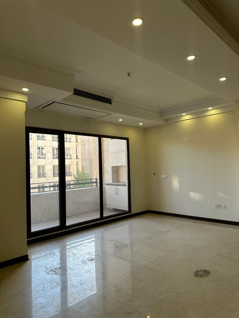 فروش آپارتمان 205 متر دربند به جهت شمالی