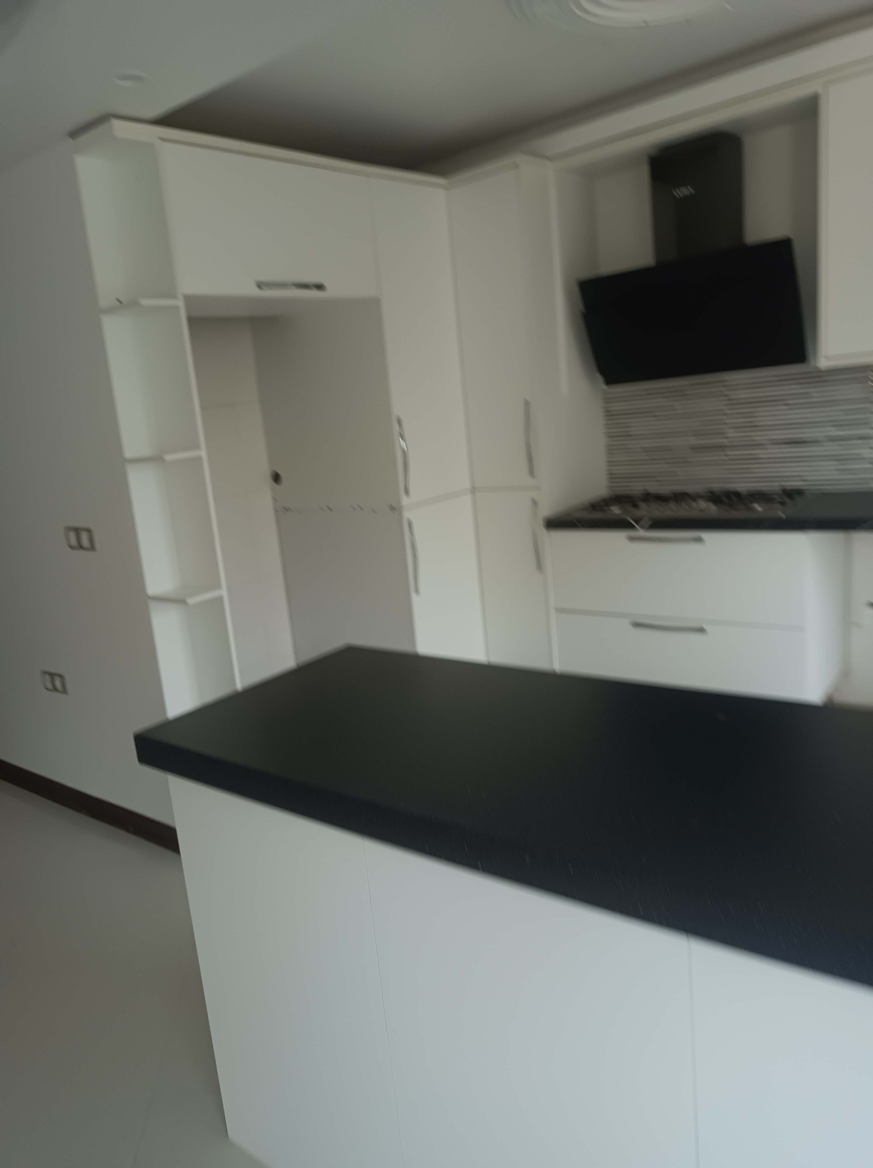 اجاره آپارتمان 110متر چمن شرقی فول امکانات