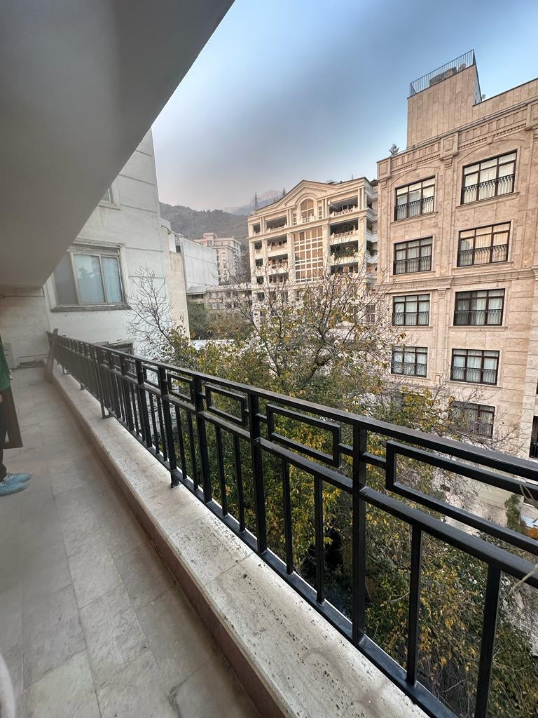 فروش آپارتمان،200 متر،تراس بزرگ،جمشیدیه