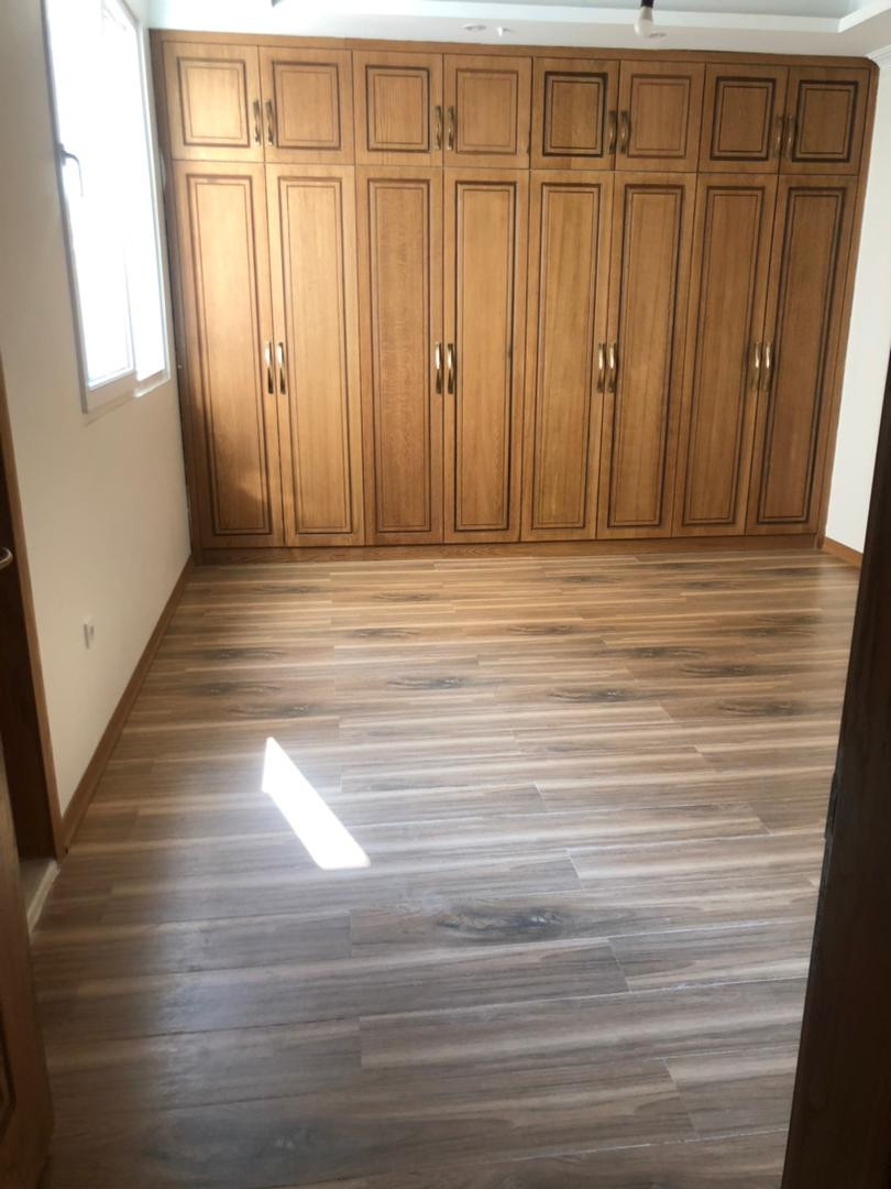 دربند ۴۰۰ متر ۴ خواب مستر ۳۰ متر تراس