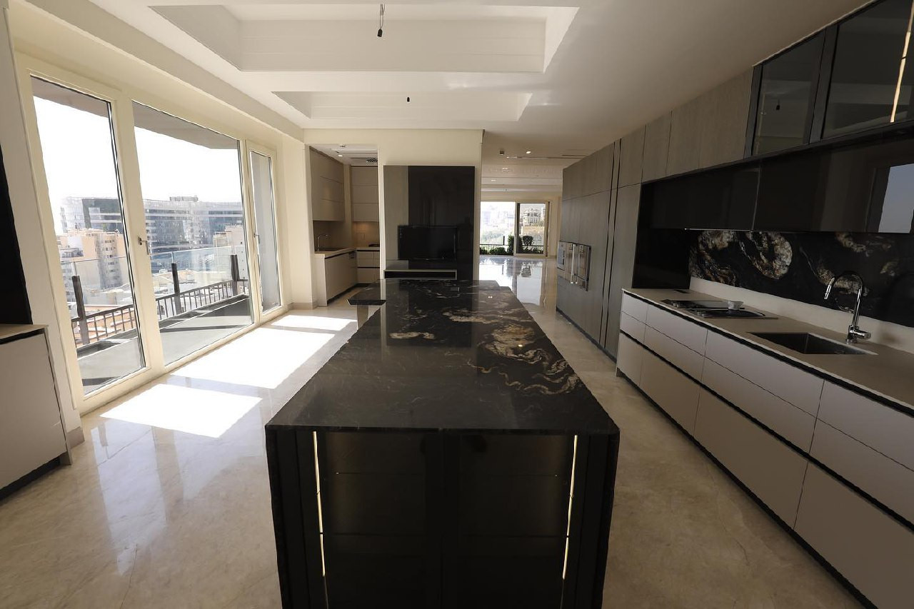 ۱۶۵ متر کامرانیه،فول امکانات،مناسب سرمایه گذاری