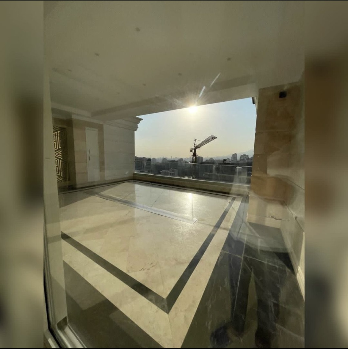 فروش آپارتمان در نیاوران ۱۴۰ متر ۳ خواب