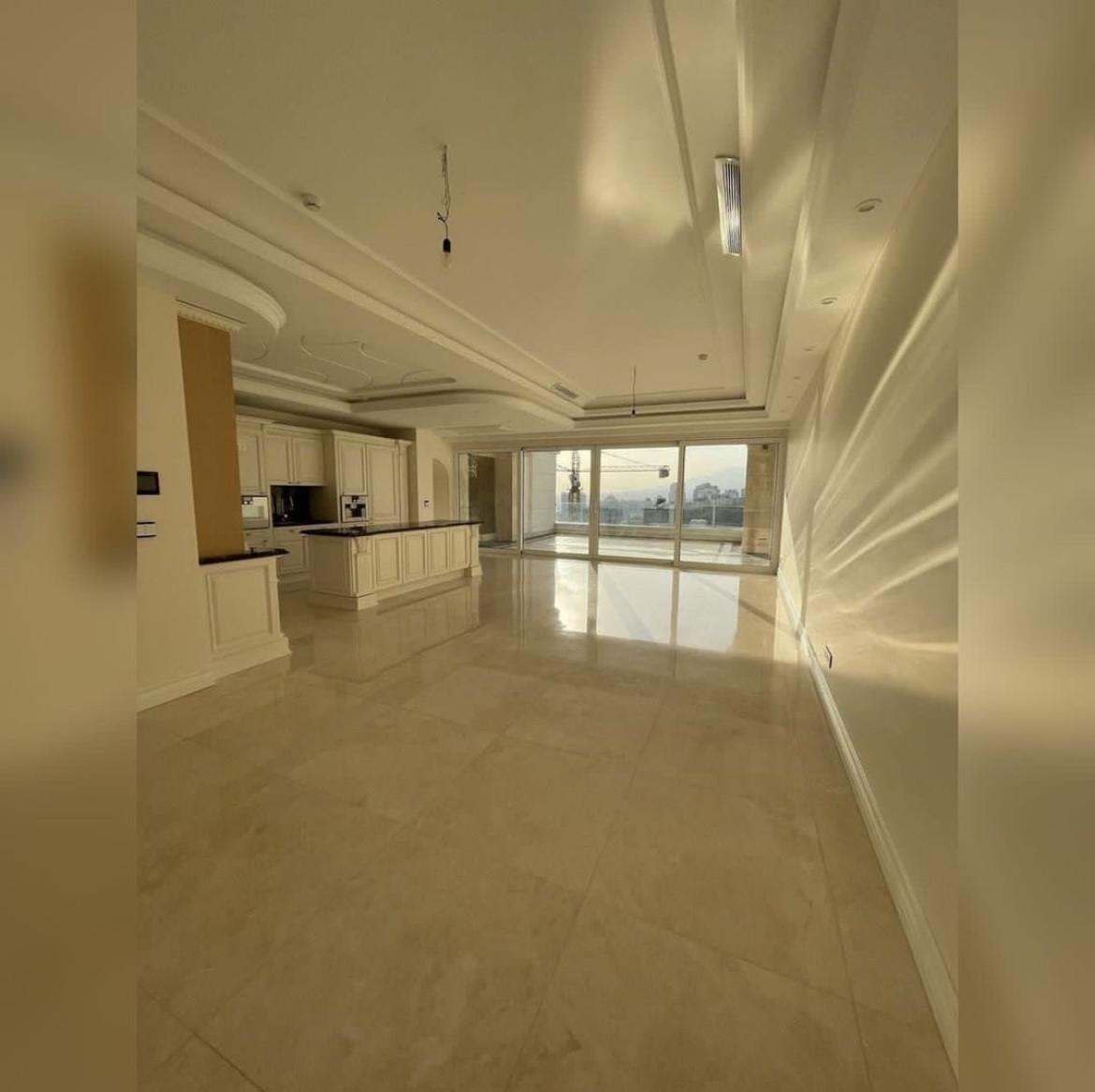 فروش آپارتمان در نیاوران ۱۴۰ متر ۳ خواب