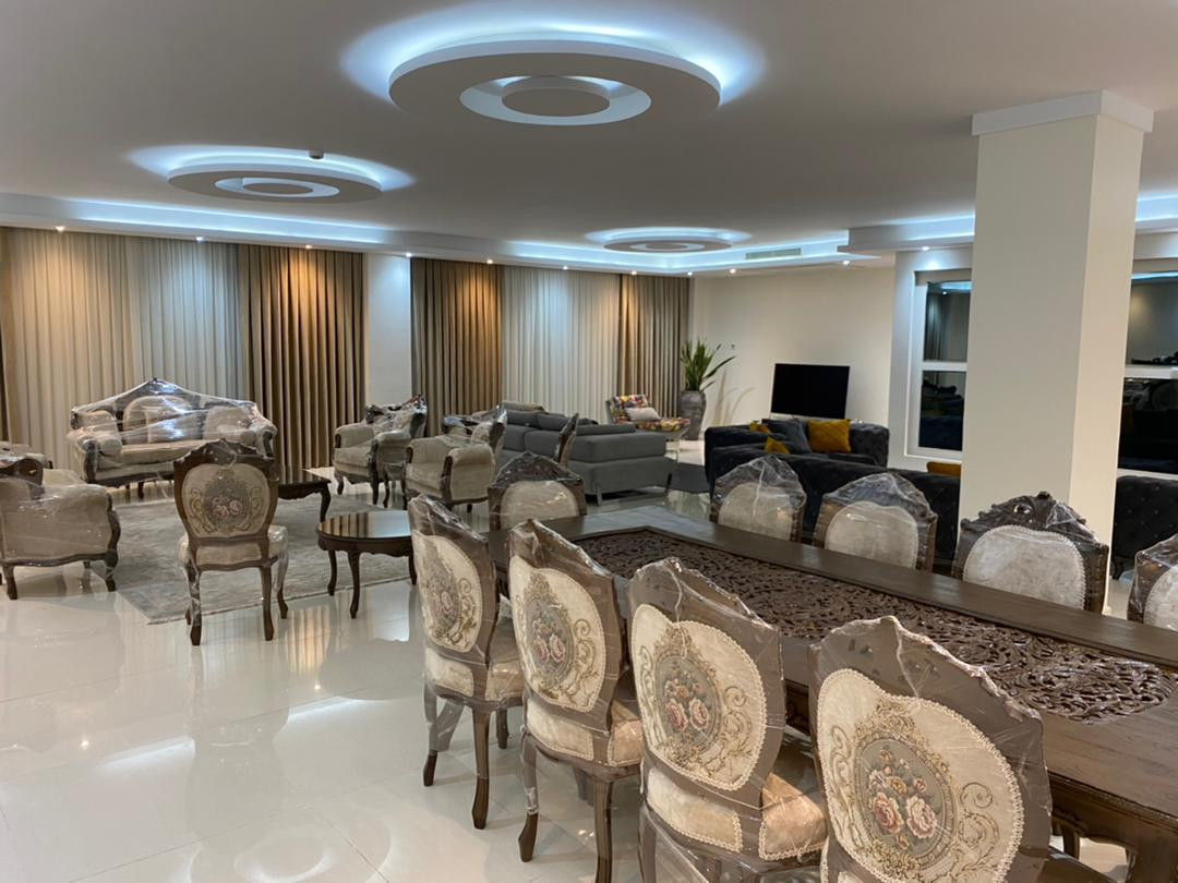 اجاره اپارتمان ۲۴۰ متر نیاوران