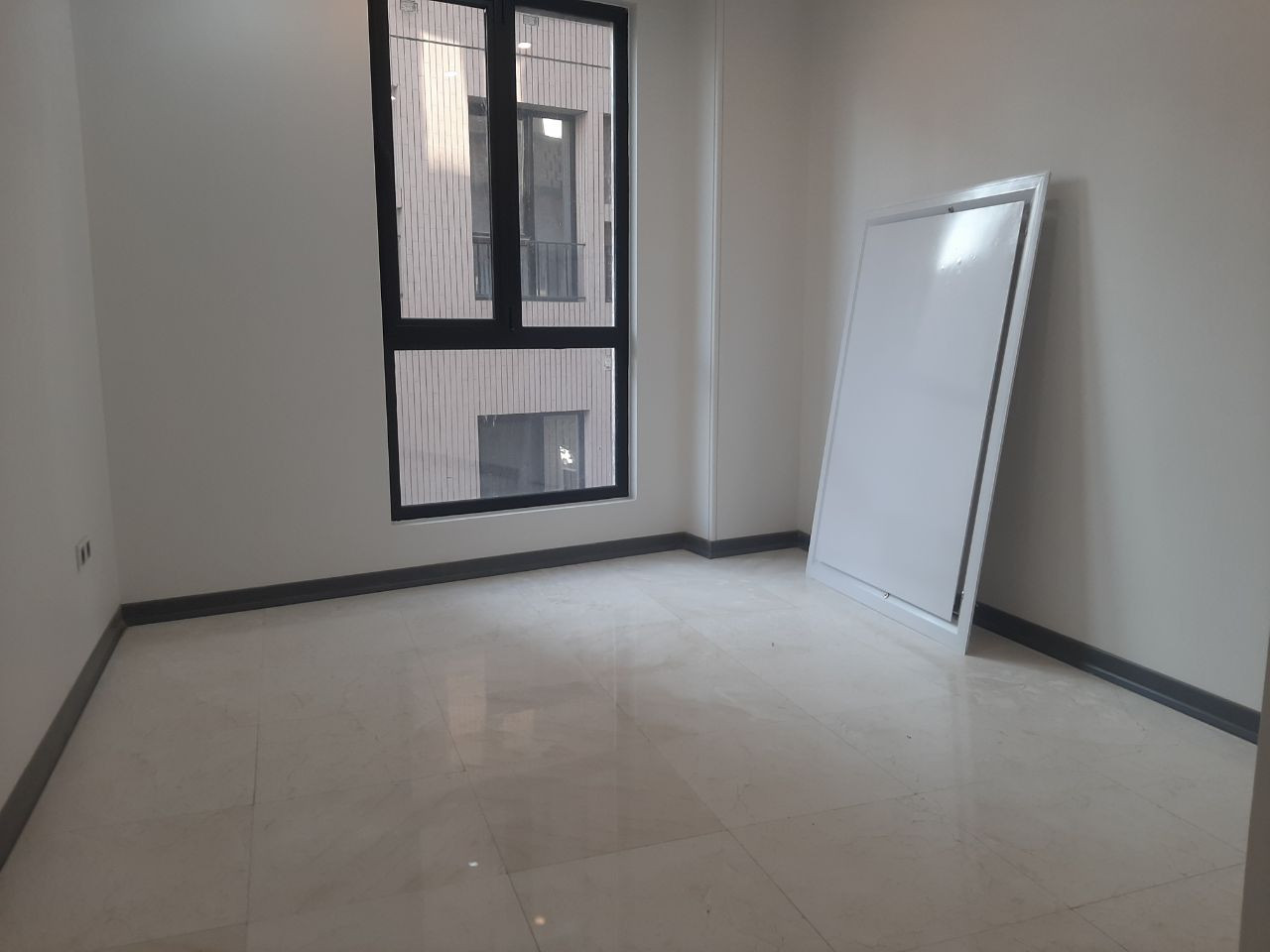 اجاره آپارتمان ۱۴۵متر فرمانیه سه خواب