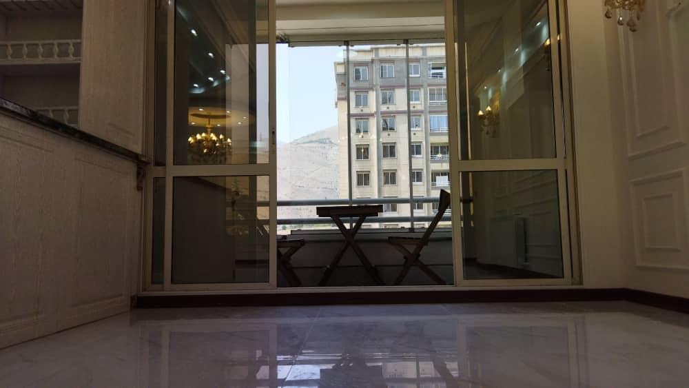 فروش آپارتمان ۱۰۰ متر ۲ خواب شهرک نفت بالکن دار