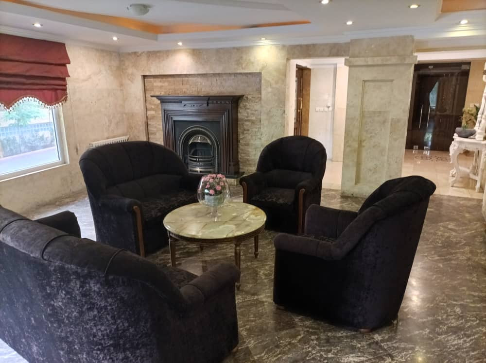 فروش آپارتمان اندرزگو ۱۵۰ متر ۳ خواب ۲ پارکینگ
